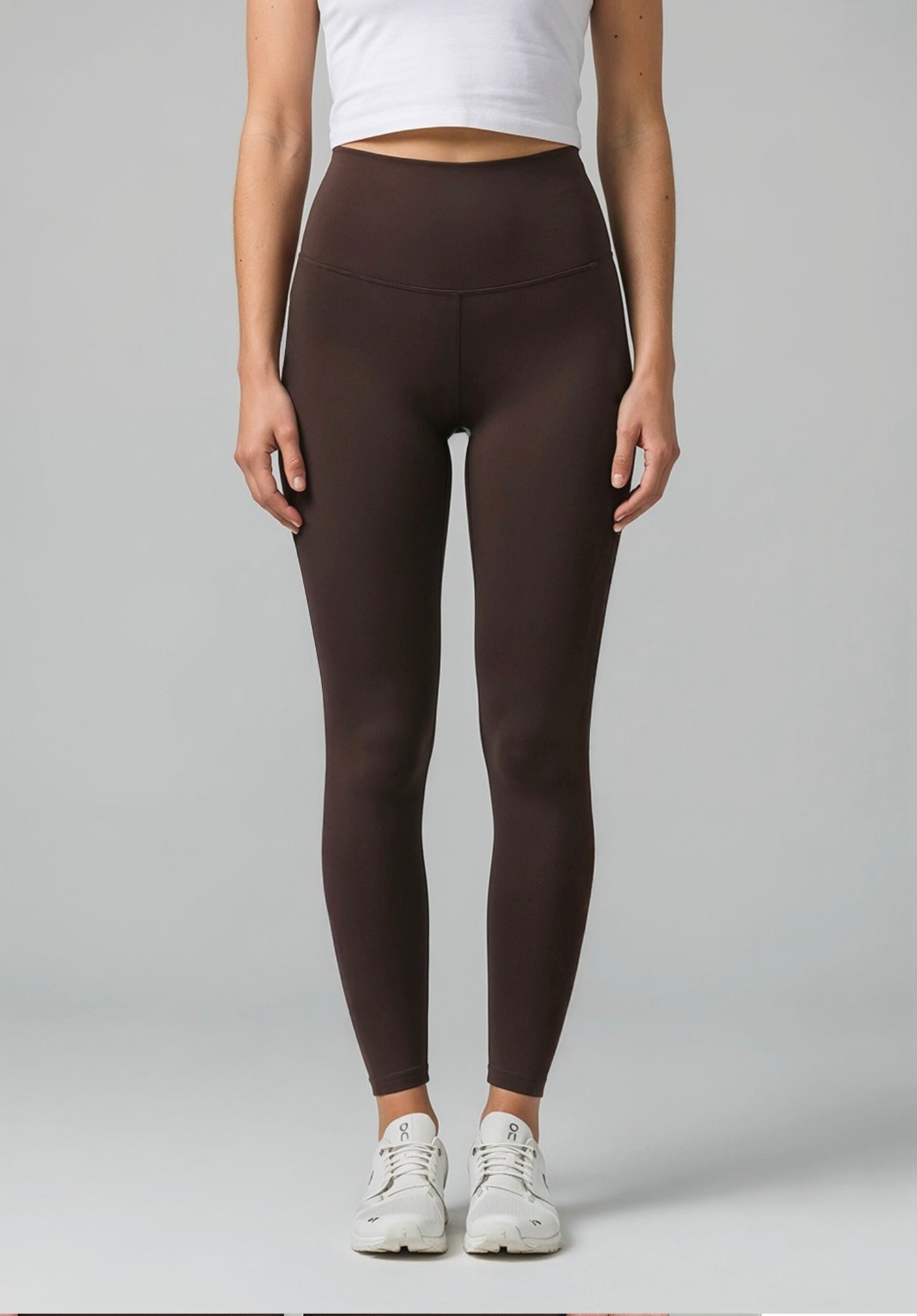 Woven Essential Legging Pant